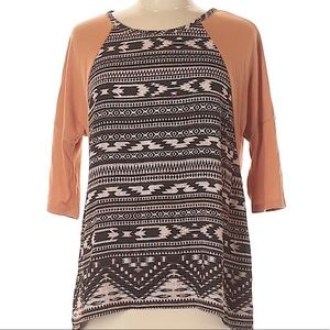 🍀Jolt 3/4 sleeve top, Color brown Tan, Size S